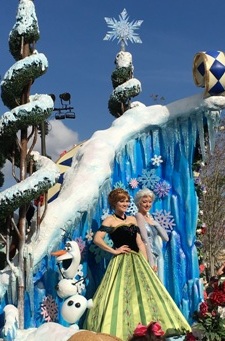 Frozen in Disney World Parade